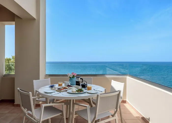 蓝色圆顶酒店 干尼亞