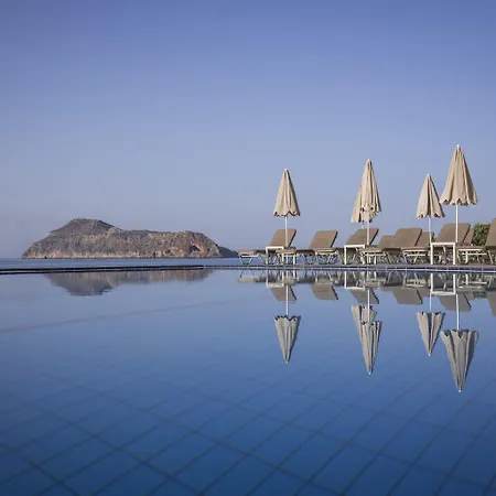 Blue Dome Aparthotel 4*