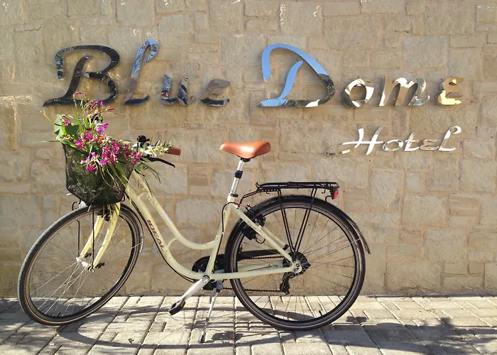 Blue Dome Apartahotel 4*