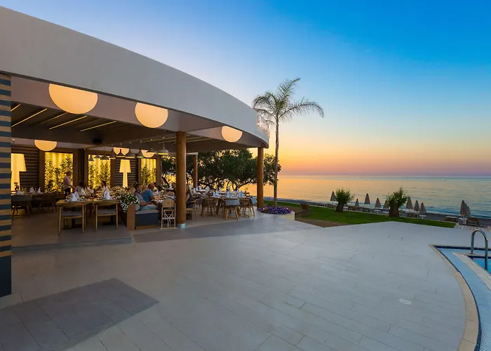 Blue Dome Apartahotel La Canea