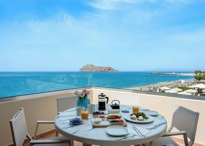 Blue Dome Apartahotel 4*