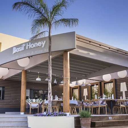 Blue Dome خانيا