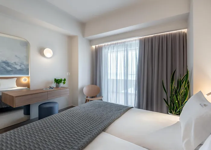 Blue Dome Aparthotel