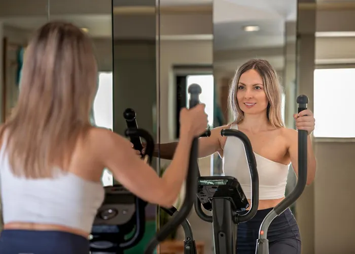 Blue Dome Aparthotel 4*